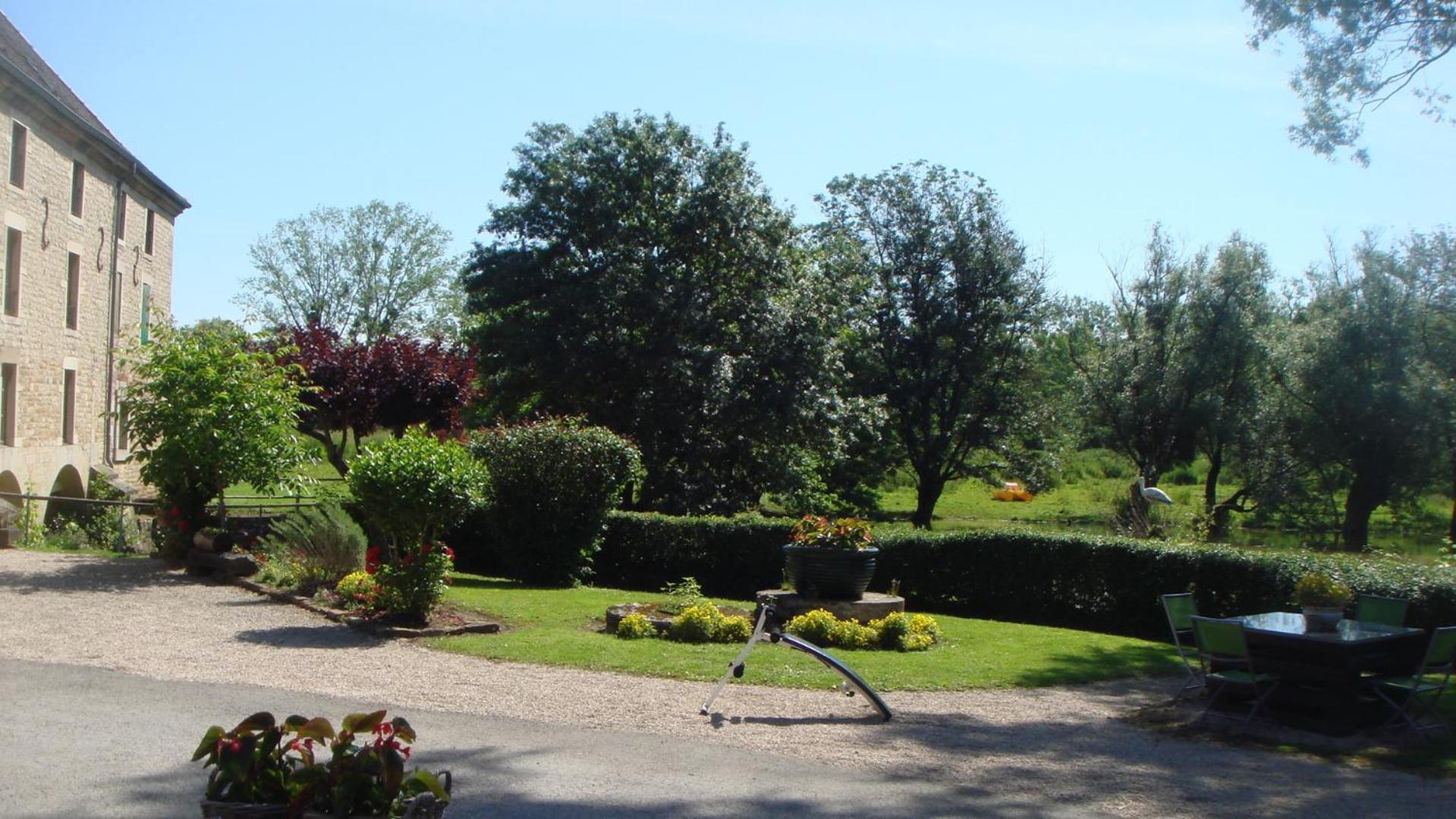 Moulin De Bourgchateau Louhans Exterior foto